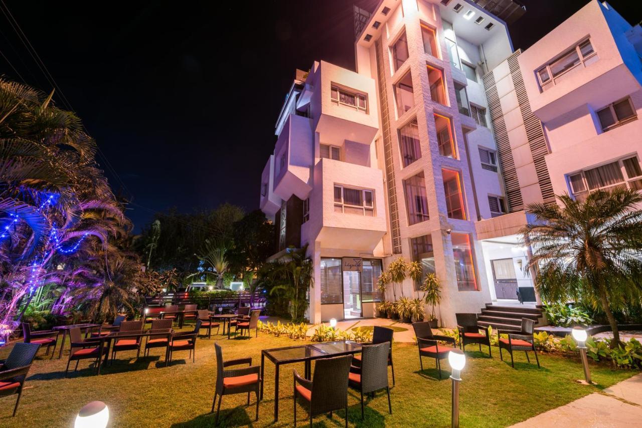 Click Hotel Nashik Extérieur photo